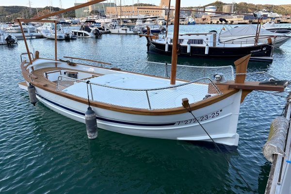 Llaut capeador 28 palmos solarium