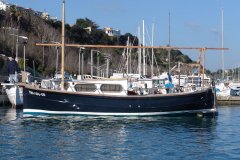 Capeador 32 Cabina